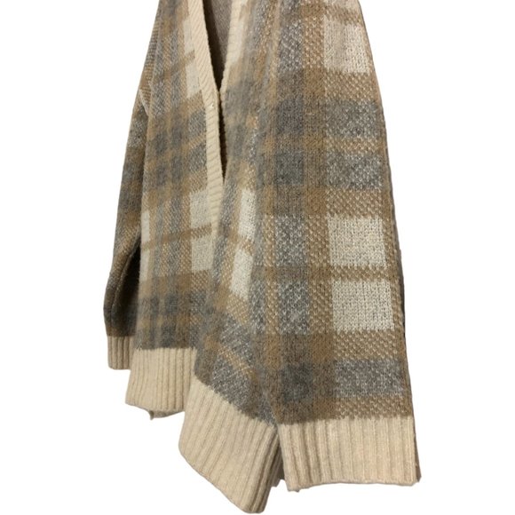 Oak + Fort Fuzzy Oversized Plaid Cardigan - Picture 7 of 11